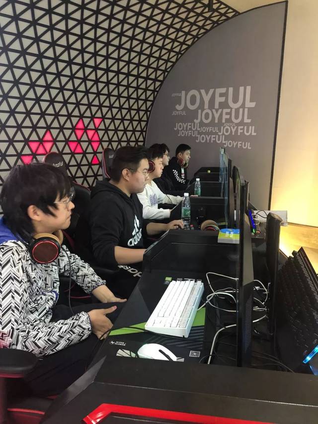 球员安全的 球员安全的