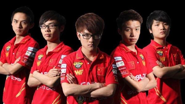 力图通过前 力图通过前